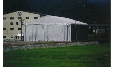 テント型格納庫